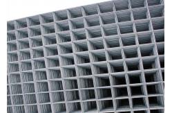 China 14 Gauge 2x2 Welded Wire Mesh Panel Electro Galvanized 1M Width 2M Length supplier