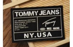 China Printing Custom Silicone Logos Woven Fabric Labels For Garments supplier