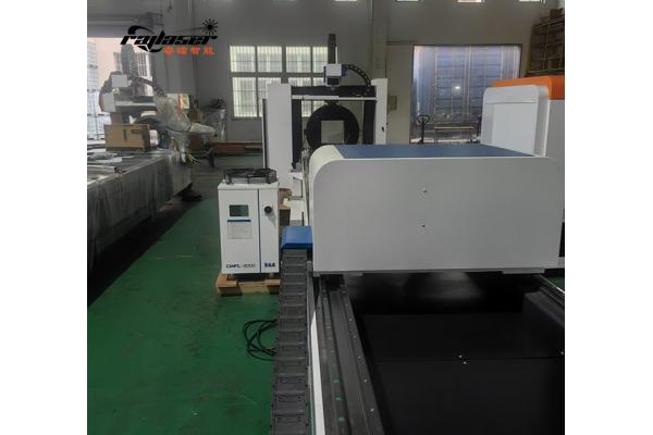 Economical flagship Tube Laser Cutting Machine with reliable laser profile