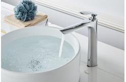 China Single Hole 12L/Min Hot Cold Water Wash Basin Faucet supplier