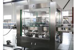 China Low Noise Hot Melt Glue Square Bottle Labeling Machine For Bottling Packaging supplier