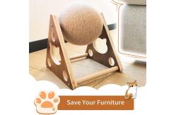 China Natural Sisal Built-In Bell Ball Cat Scratcher Eco Friendly supplier