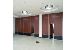 China Removable Wooden Folding Acoustic Partition Walls Sliding Operable Partitions For Conference Hall supplier