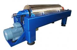 China SS316L PLC Control Dewatering Continuous Decanter Centrifuges With Screw Discharging supplier