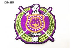 China Custom No Minimum Iron On patches Custom Embroidered Patches for Clothing supplier