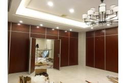 China Melamine Surface Sliding Track Operable Walls Mdf Folding Soundproof Movable Wall Dividers supplier