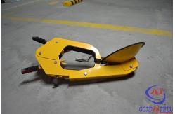 China A3 Steel Yellow / Red Reliable Car Wheel Clamp , Portable Vehicle Wheel Lock supplier