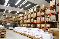 China Industrial Warehouse Steel Racking Systems , Versatile Selective Pallet Rack supplier