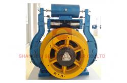 China 4.0m/S IP41 Heavy Gearless Traction Machine 2000kg Load Elevator Parts supplier