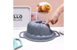 China Anti Scalding Handle Flower Design Silicone Cake Pan supplier