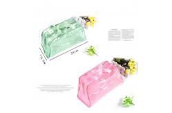 China OEM Foldable PVC Cosmetic And Toiletry Bags Portable Makeup Bag With Zipper supplier