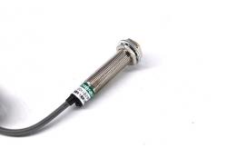 China Portable Inductive Cylinder Proximity Switch High Repeated Positioning Accuracy supplier