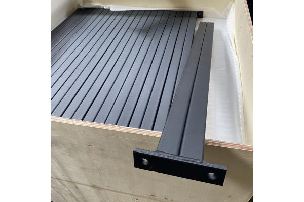 Custom Design Black Plain 41x41 Side to Side Strut Channel with Bracket
