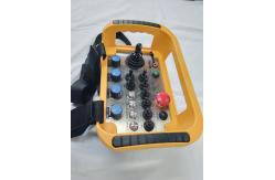 China 12Volt Long Distance Wireless Switch , 1000 Meters Wireless Industrial Remote Control supplier