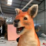 1.8m Realistic Animatronic Animals Kangaroo For Theme Park for sale