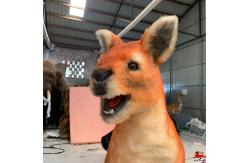 China 1.8m Realistic Animatronic Animals Kangaroo For Theme Park supplier