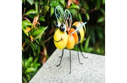 China Customized Metal Garden Ornaments Craftsmanship Backyard Metal Bee Decor supplier