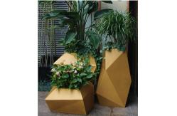 China 40cm Tall Polygon Stainless Steel Pot Planter Set Surface Paint Or Electroplate supplier