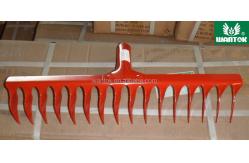 China Effortless Yard Maintenance with Durable Garden Rake and Twisted Teeth Design supplier