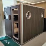 4 - 6 People Sitting Type Hyperbaric Oxygen Chamber With Over 90% Oxygen Supply for sale