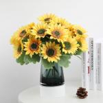 20x27cm Artificial Sunflower Bouquet Made of Durable Plastic for Long-Lasting Beauty
