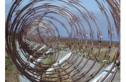 China Hot Dipped Galvanized BTO22 Razor Wire Builds Better Security Barrier Fencing supplier