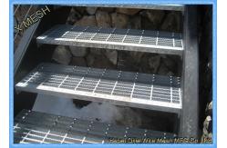 China Hot Dipped Galvanized Steel Stair Treads Grating Various Specifications supplier