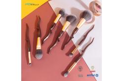 China Customized OEM 7pcs Makeup Brush Kit Vegan Eyeshadow Foundation Cosmetics Brush Set supplier