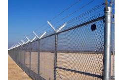 China Zinc Coated Galvanized Steel Chain Link Fence Application With Razor Barbed Wire supplier