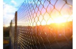China Zoo Mesh Smooth Surface Diamond Chain Link Fence supplier
