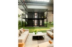 China Optional Two Floors Expandable Prefab Homes Fireproof And Resistant To High Temperatures supplier