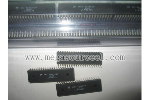 Integrated Circuit Chip MC146805E2P  ----- Microprocessor Unit