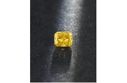 China HPHT Fancy Vivid Yellow Diamond Man Made Radiant Cut 2.09ct IGI Certificated supplier