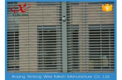 China 1 / 2 × 3 Easy Assembled High Security Fence Low Carbon Steel Wire Material supplier