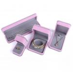 OEM Ring Necklace Packaging Box Pink Velvet Jewelry Box ISO9001 for sale
