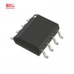 AD8033ARZ-REEL7 Amplifier IC Chips 8-SOIC Package Voltage Feedback FET Input Amplifier 1pA Typical Input Bias Current for sale