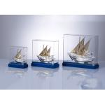Wooden Base Arab Cultural Souvenirs / Fish Boat Model With Custom Flag for sale