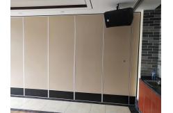 China 65 mm Sliding Track Operble Walls Banquet Hall Movable Folding Partition Walls supplier