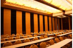 China Soundproof Operable Sliding Partition Walls For Office / Conference Room supplier