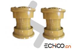 China D375 Bulldozer Undercarriage Track Roller Assy With Double Flanges Wear Resistant supplier