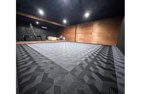 Chemical Resistant Interlocking Garage Tile 40x40 Interlocking Garage Floor Panels