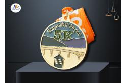 China Zinc Alloy Custom 5K Race Medals 65*4MM Background Sandblast Medaillen supplier