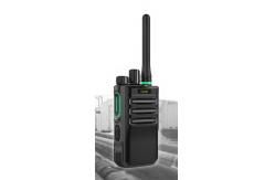 China Rainproof Drop Resistant Long Distance Two Way Radio Compatible Walkie Talkie supplier