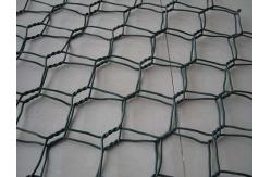 China 4mm Stone Cage Wire Mesh Woven Into Honeycomb Or Twisted Shaped supplier