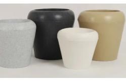 China Lightweight PE Garden Planter Moulds Smooth Textured Personalised Garden Planters supplier