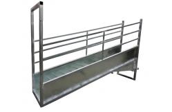 China 10' Height Adjustable Cattle Fence Panel Galvanized Cattle Loading Ramp With Sliding Gates supplier