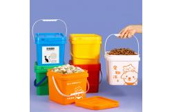 China Sealed Pet Dog Food Storage Container with Large Capacity and Metal Handle supplier