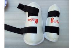 China Fashion pu leather  martial arts equipment kick boxing protective gear supplier