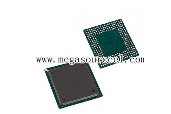 Integrated Circuit Chip MICROPROCESSORS USERS MANUAL MC68EC020FG25 MOTOROLA QFP