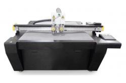 China High Speed Motion Control Touch Screen Die Cutter For Packaging supplier